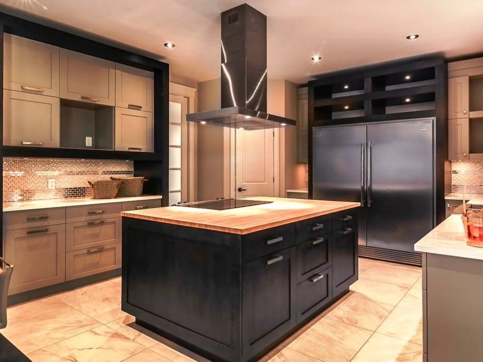 modern kitchen in wolverhampton